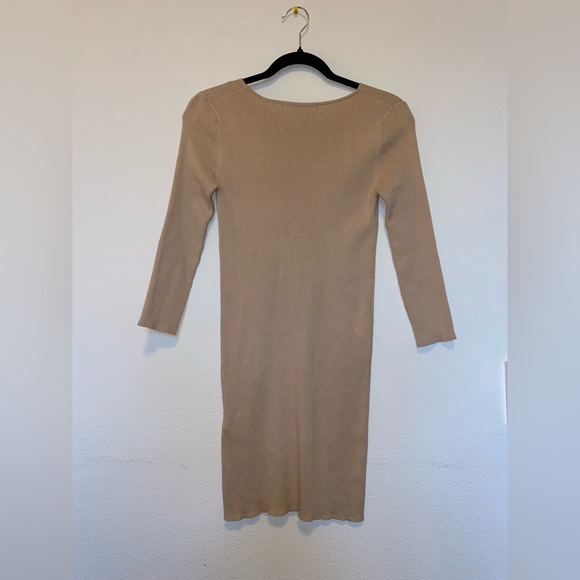Forever 21 Long Sleeve Dress - Picture 2 of 5